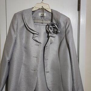 Le Suit Shimmering Silver Skirt